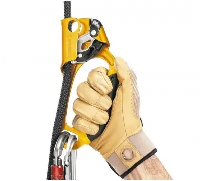 petzl-ascension-dret-right-B17ARA-puño.webp