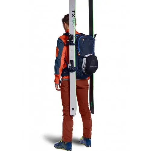 ortovox-mochila-tour-haute-route-40-46247-black-steel-500x500.webp