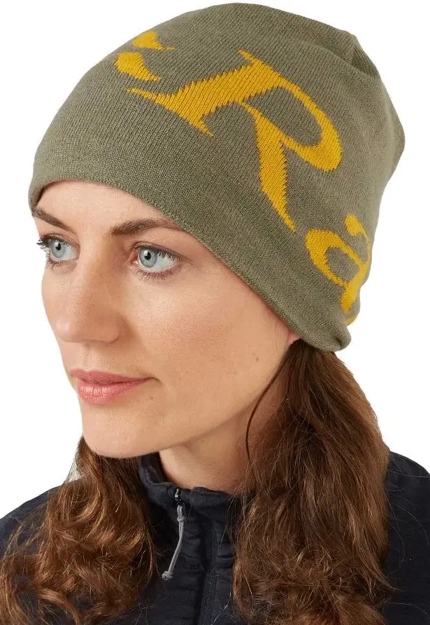rab-logo-beanie-light-khaki-sahara.webp